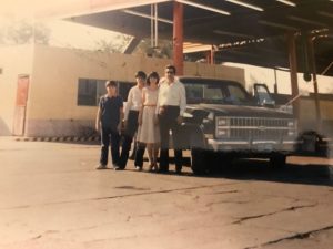 Historia con Aroma a Gasolina - Grupo Dagal