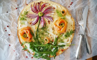 Una pizza relámpago con salmón: entra por los ojos y es un éxito – Doreen Hassek (dpa)